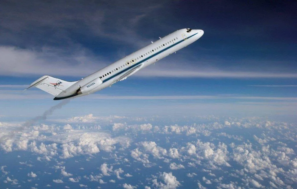 Lift-And-Weight-Plane-Flying-Upwards-In-The-Sky
